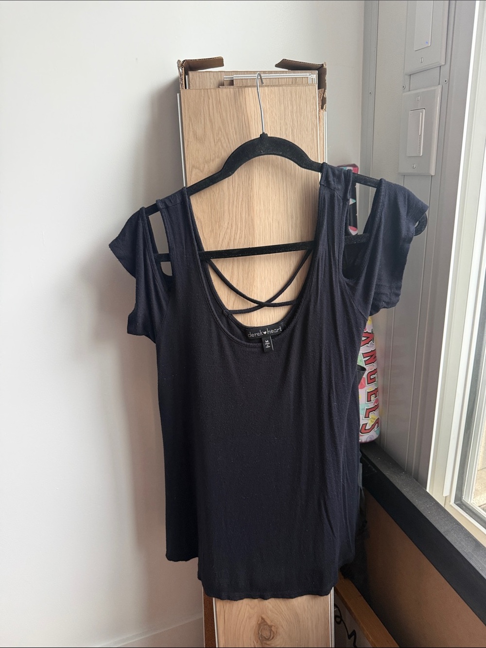 Dkny Black Cold-Shoulder Strappy Scoop Neck Top